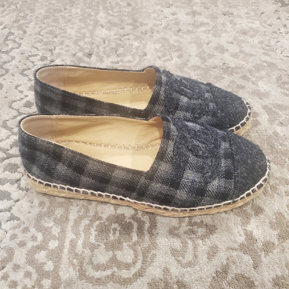 Chanel Plaid Flannel Espadrille Flats Size 35 - Picture 6 of 10